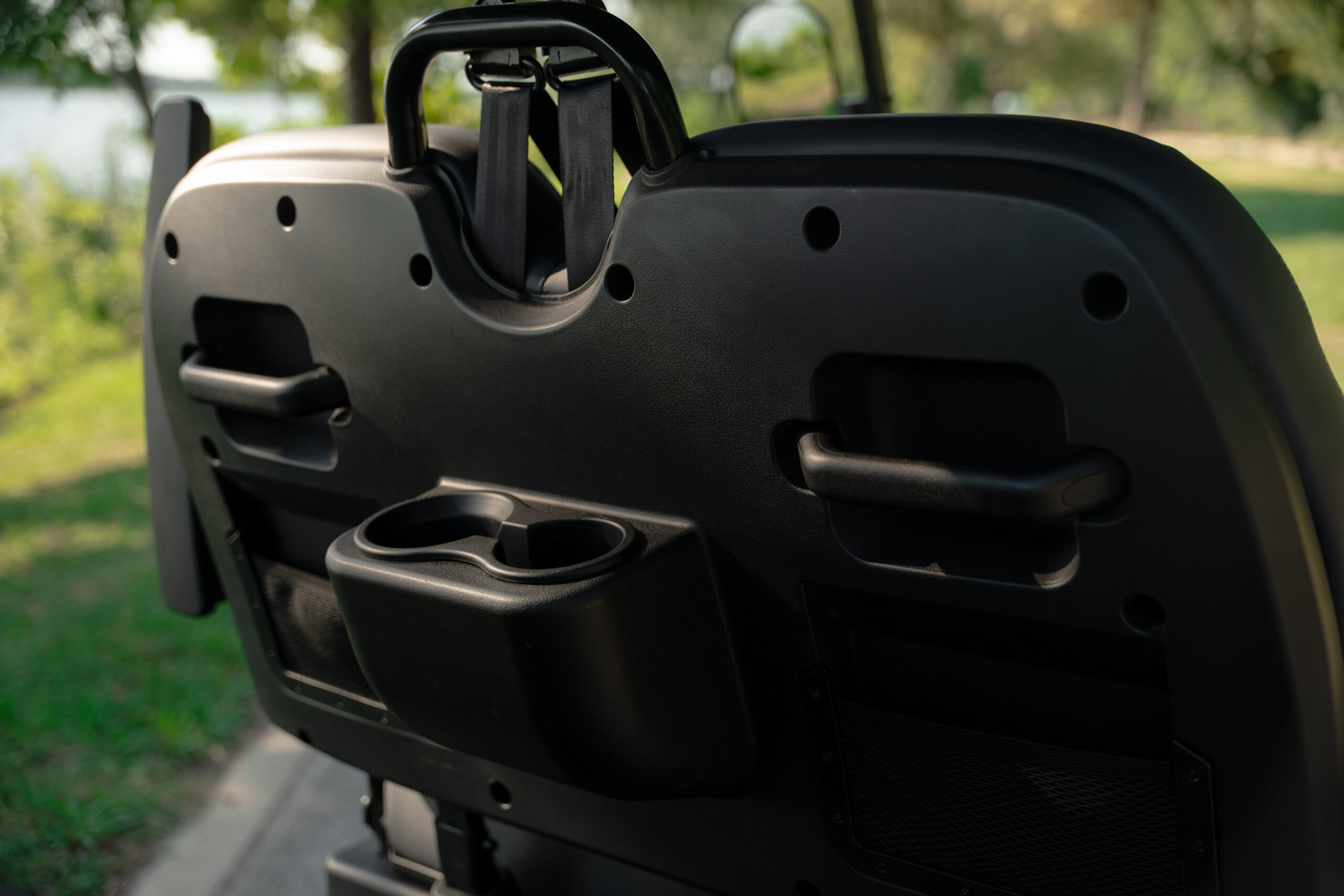 Rear_Cupholder-scaled